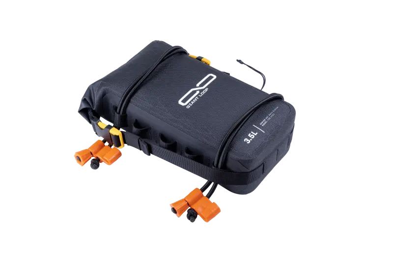 Giant Loop Fender Bag/Number Plate Bag 3.5L - Black 1