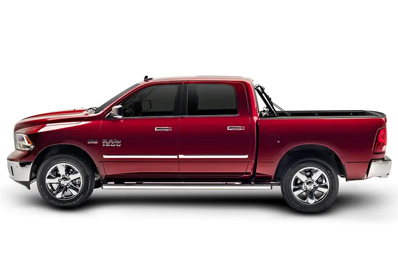 Bakflip F1 Tonneau Cover – Hard Folding Truck Bed Cover For 2000–2006 Toyota Tundra (6'4") 1